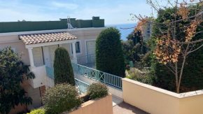 Cannes, Magnifique T2 Villa vue mer, piscine, garage